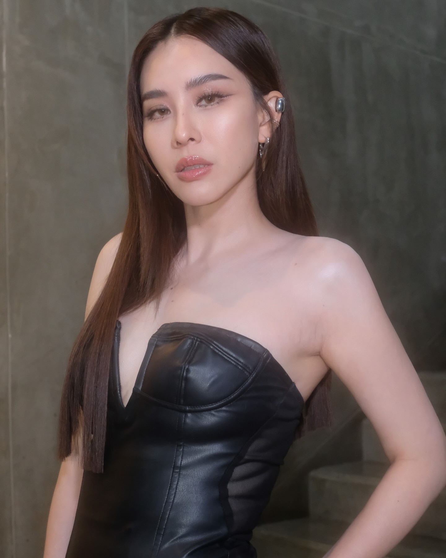 นุ้ย - สุจิรา อรุณพิพัฒน์