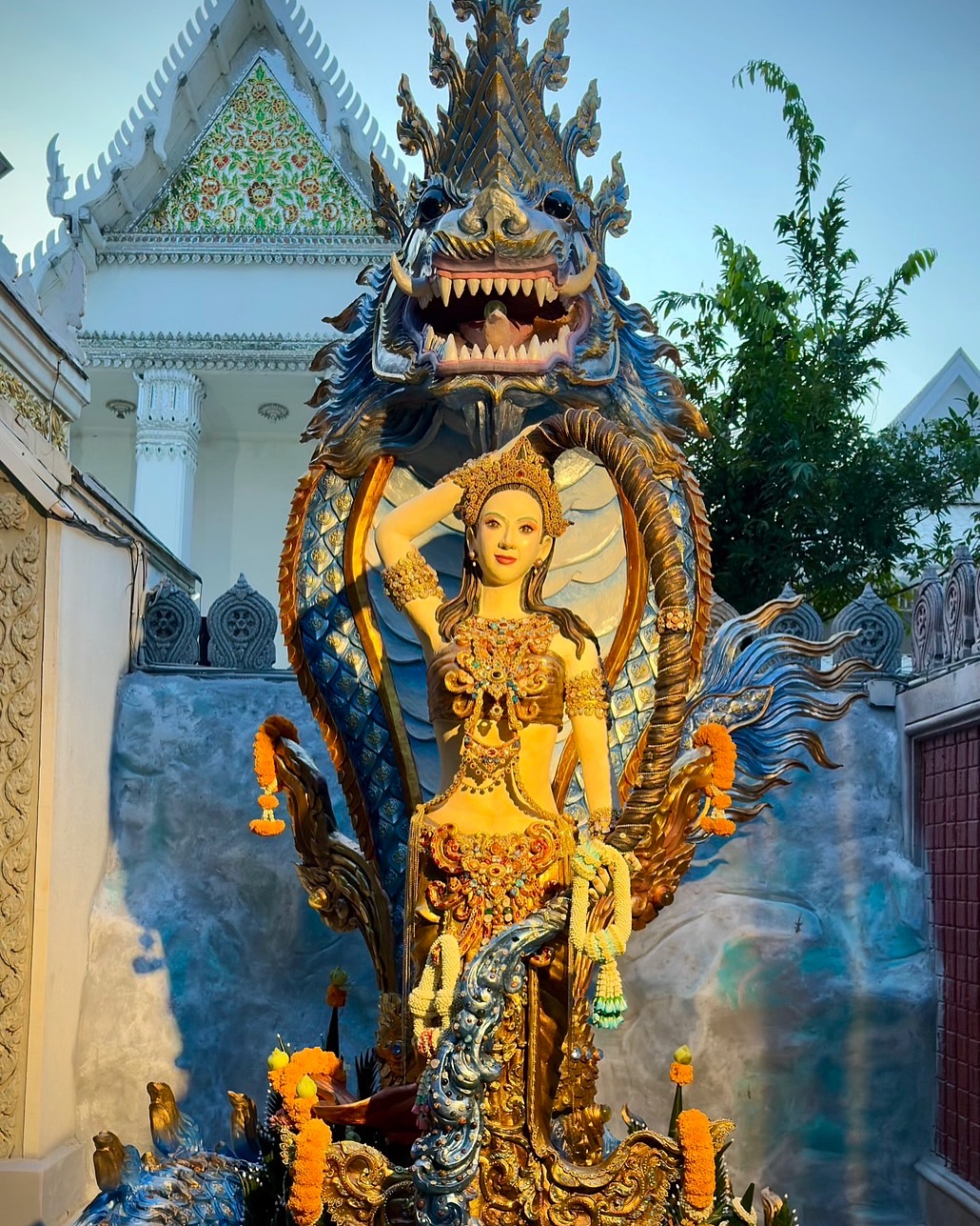 นุ้ย - สุจิรา อรุณพิพัฒน์