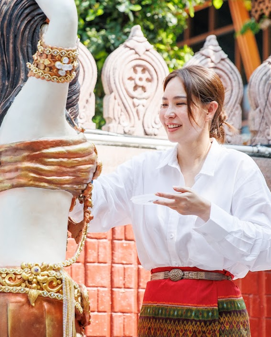 นุ้ย - สุจิรา อรุณพิพัฒน์