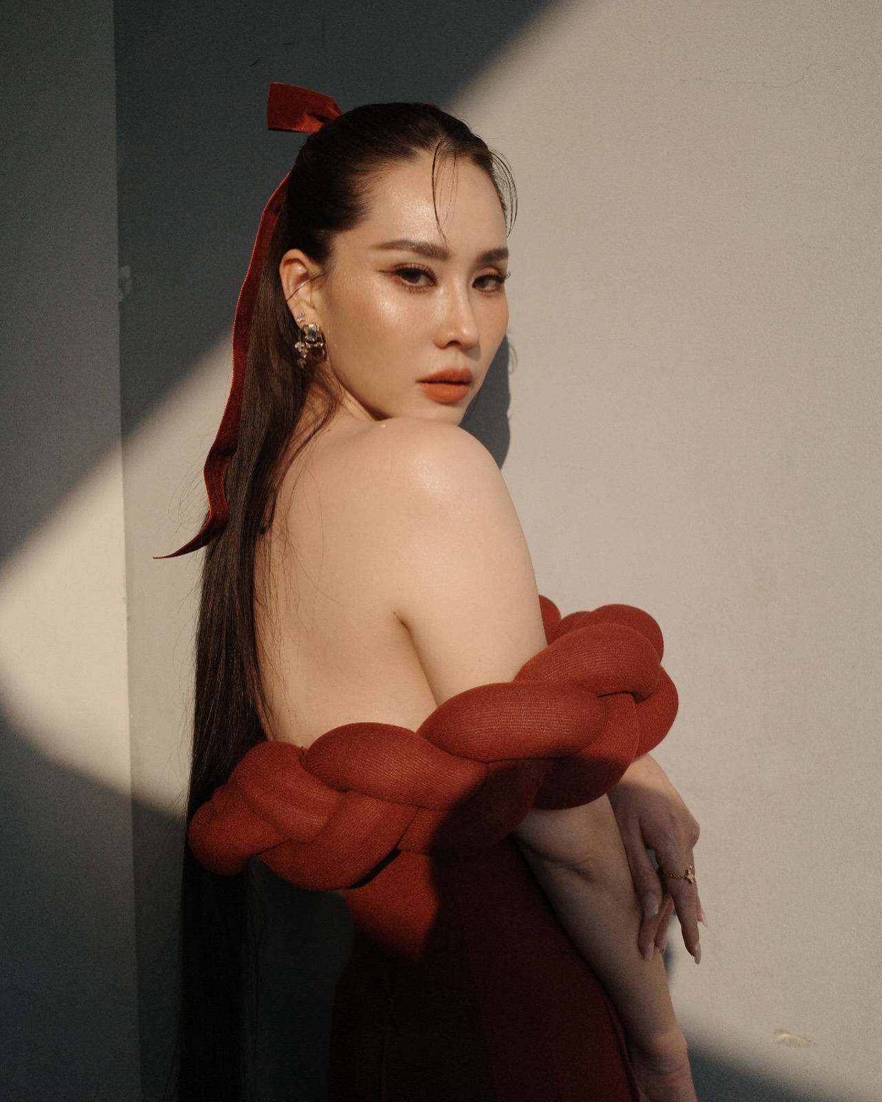 นุ้ย - สุจิรา อรุณพิพัฒน์