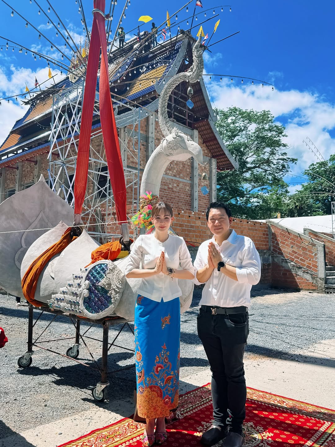 นุ้ย - สุจิรา อรุณพิพัฒน์