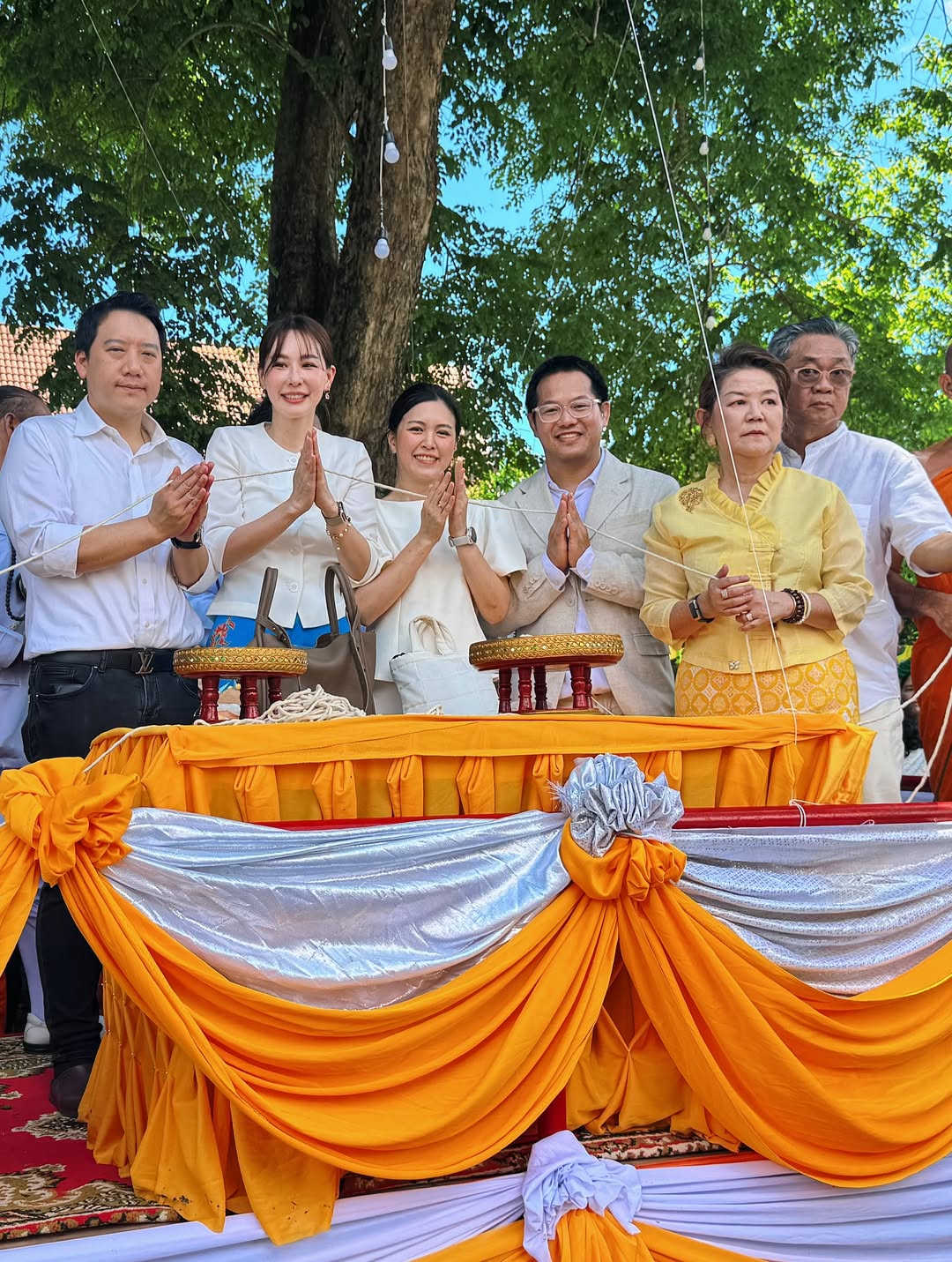 นุ้ย - สุจิรา อรุณพิพัฒน์