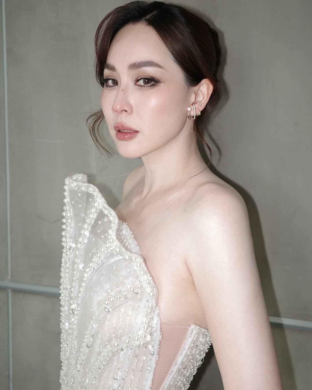 นุ้ย - สุจิรา อรุณพิพัฒน์