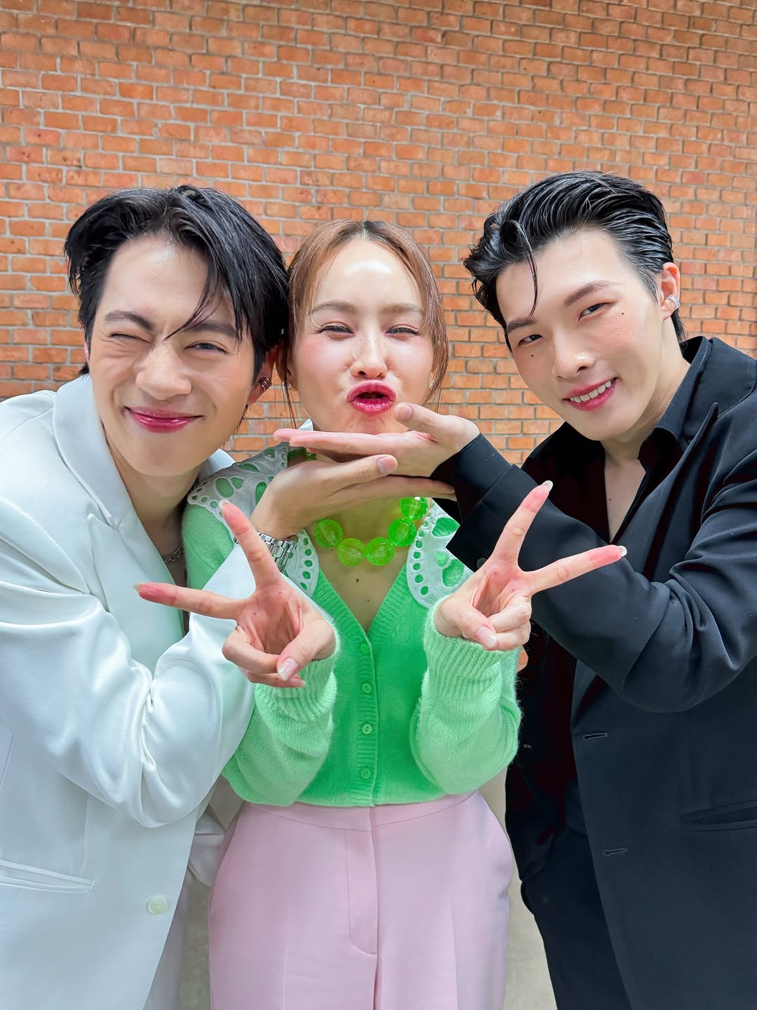 นุ้ย - สุจิรา อรุณพิพัฒน์