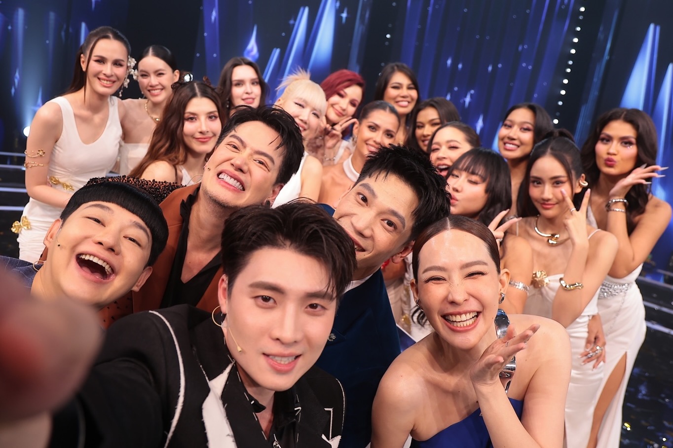 นุ้ย - สุจิรา อรุณพิพัฒน์