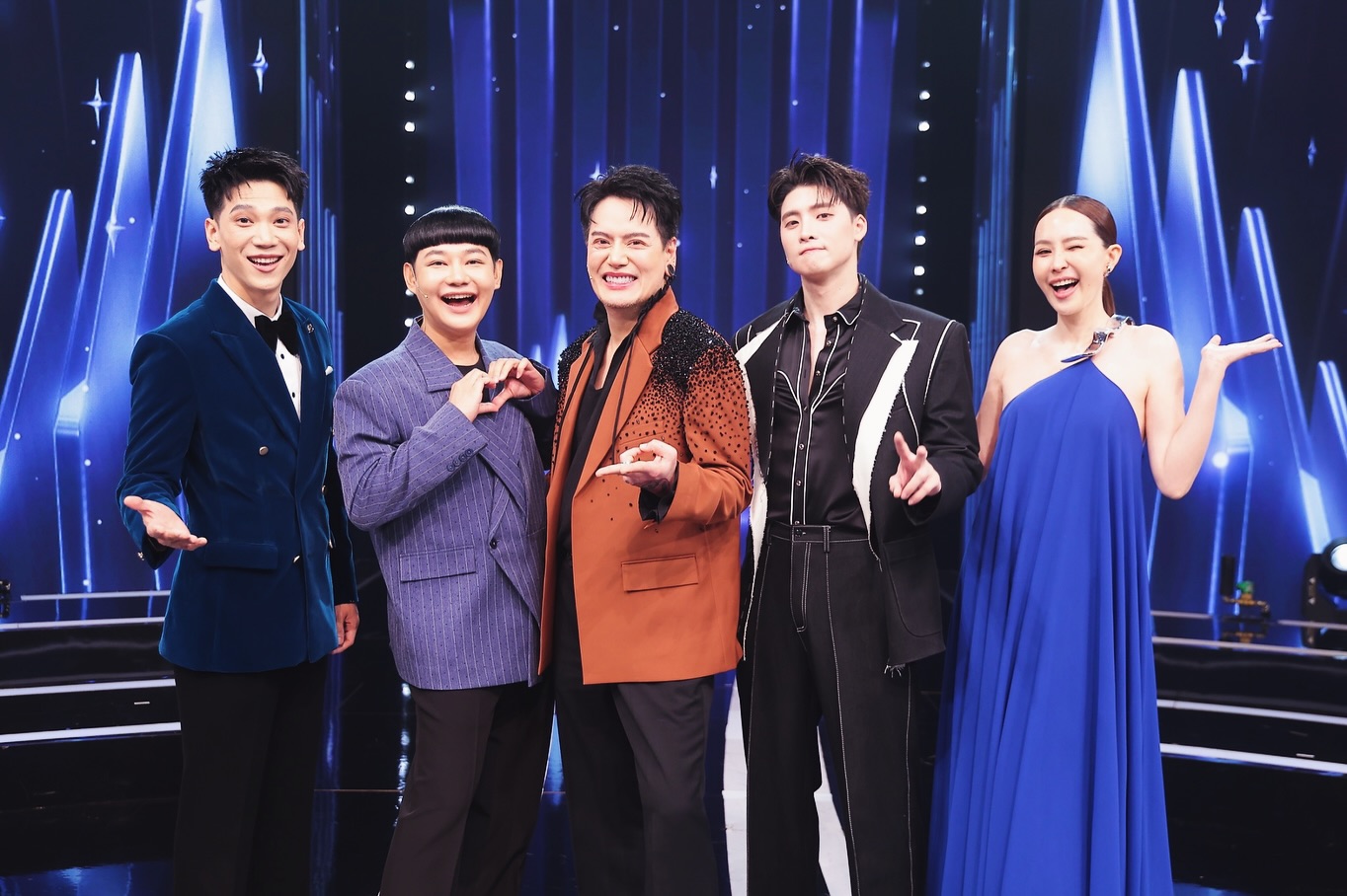 นุ้ย - สุจิรา อรุณพิพัฒน์