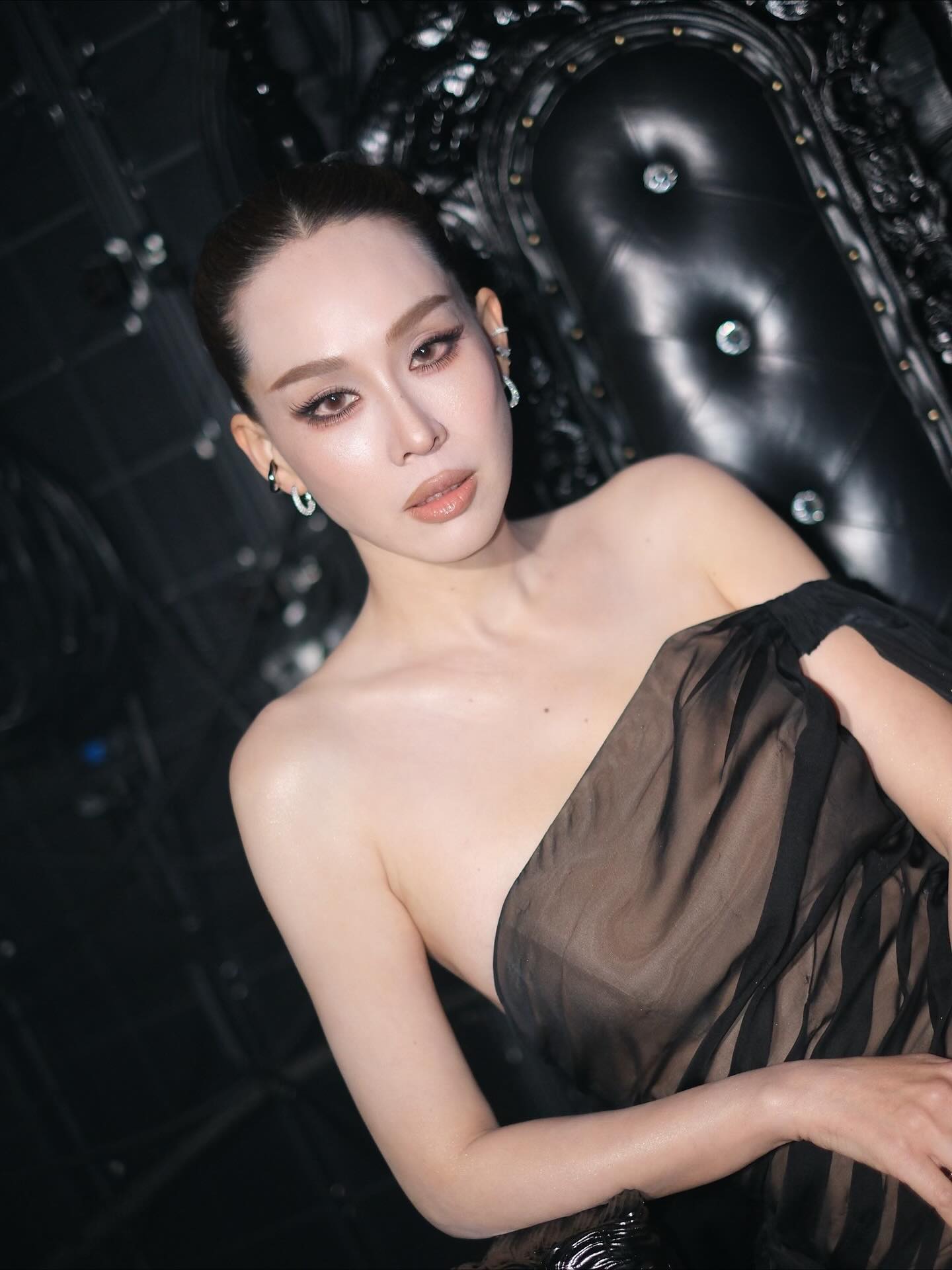 นุ้ย - สุจิรา อรุณพิพัฒน์