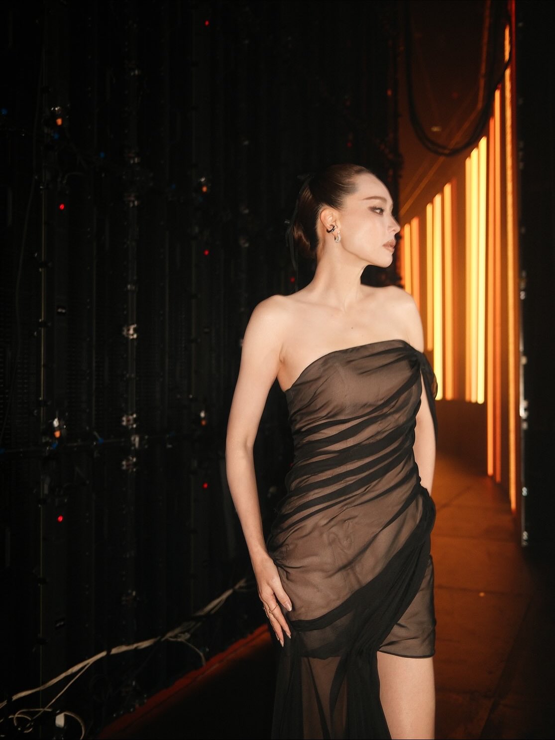 นุ้ย - สุจิรา อรุณพิพัฒน์