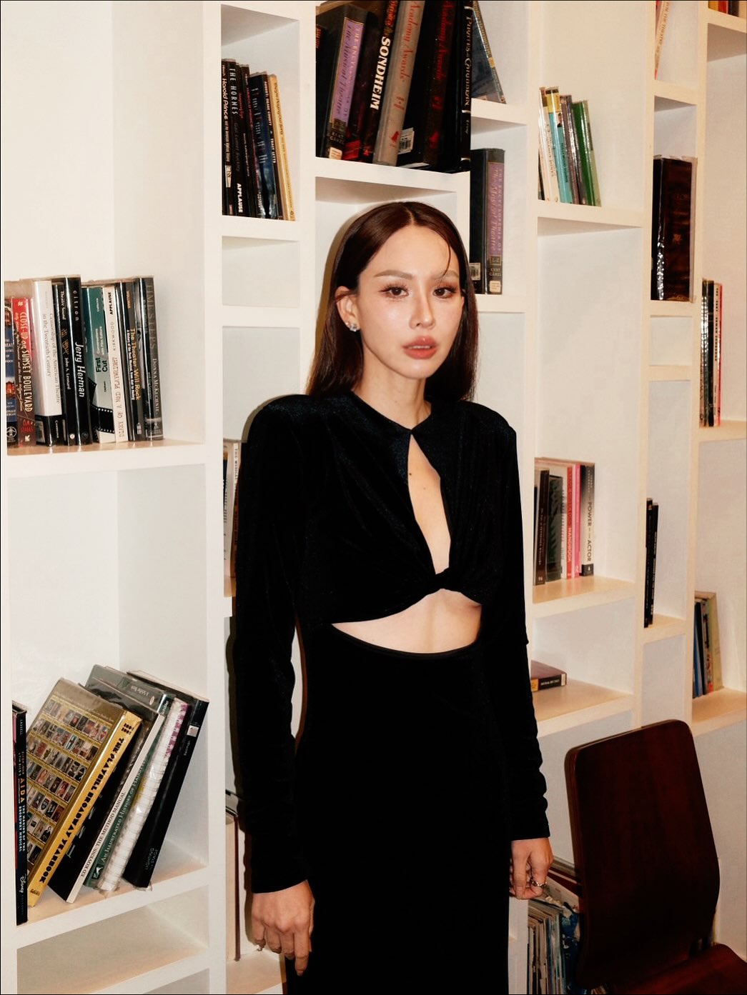 นุ้ย - สุจิรา อรุณพิพัฒน์