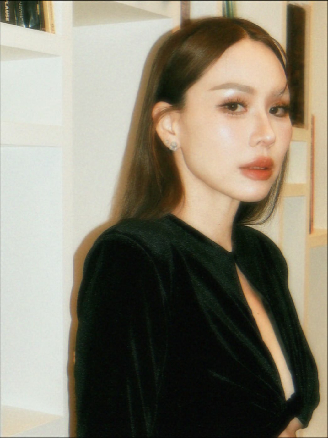 นุ้ย - สุจิรา อรุณพิพัฒน์