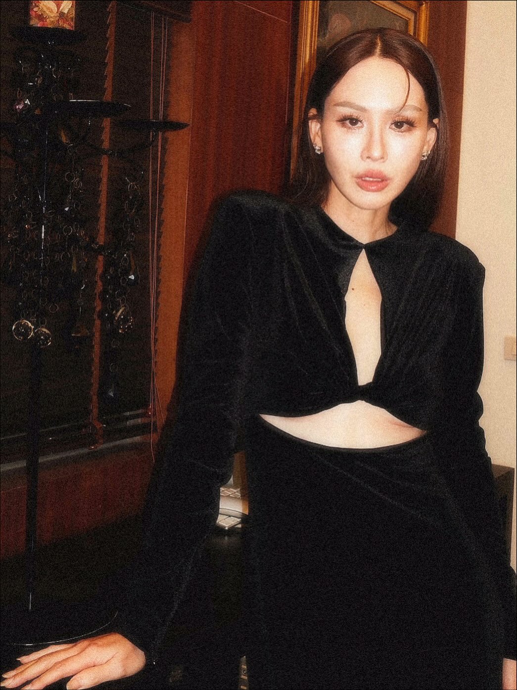 นุ้ย - สุจิรา อรุณพิพัฒน์