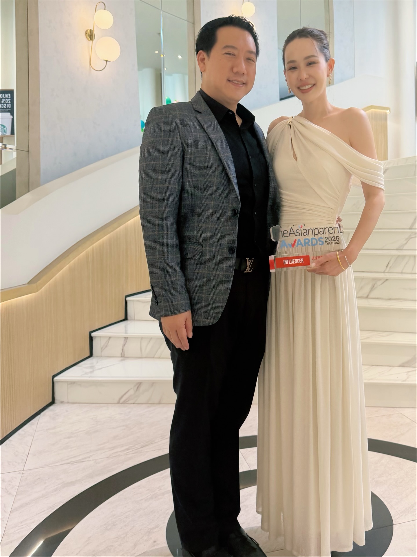 นุ้ย - สุจิรา อรุณพิพัฒน์