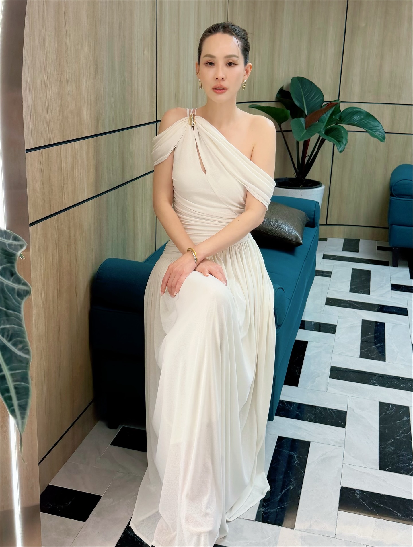 นุ้ย - สุจิรา อรุณพิพัฒน์