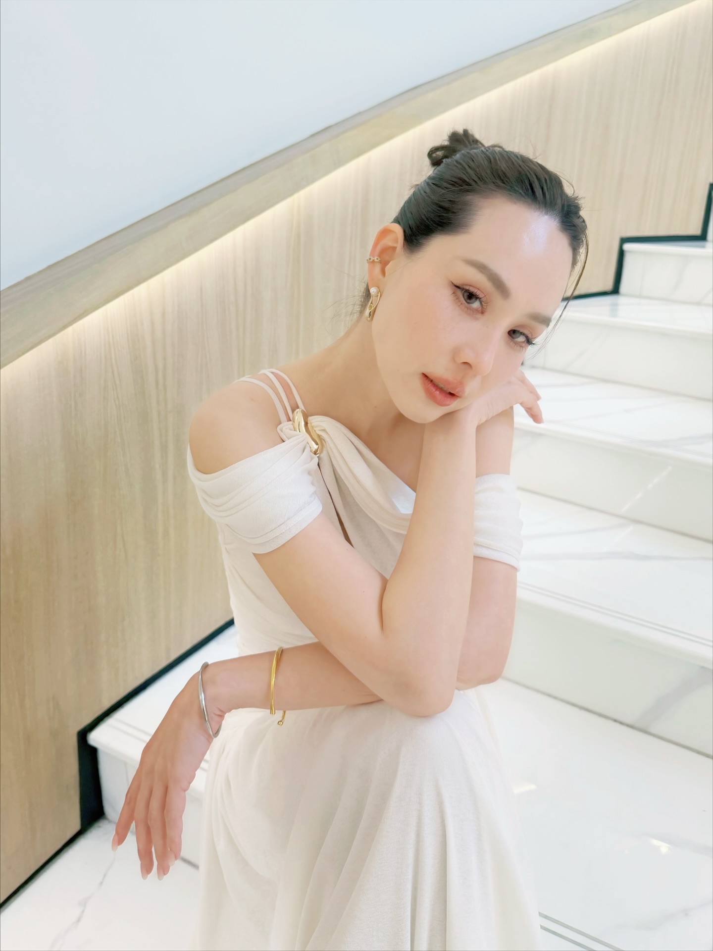 นุ้ย - สุจิรา อรุณพิพัฒน์