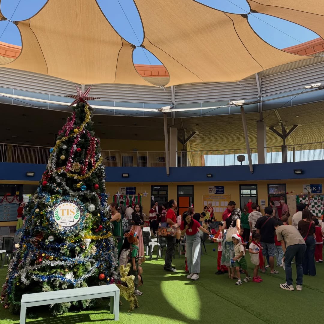 นุ้ย - สุจิรา อรุณพิพัฒน์