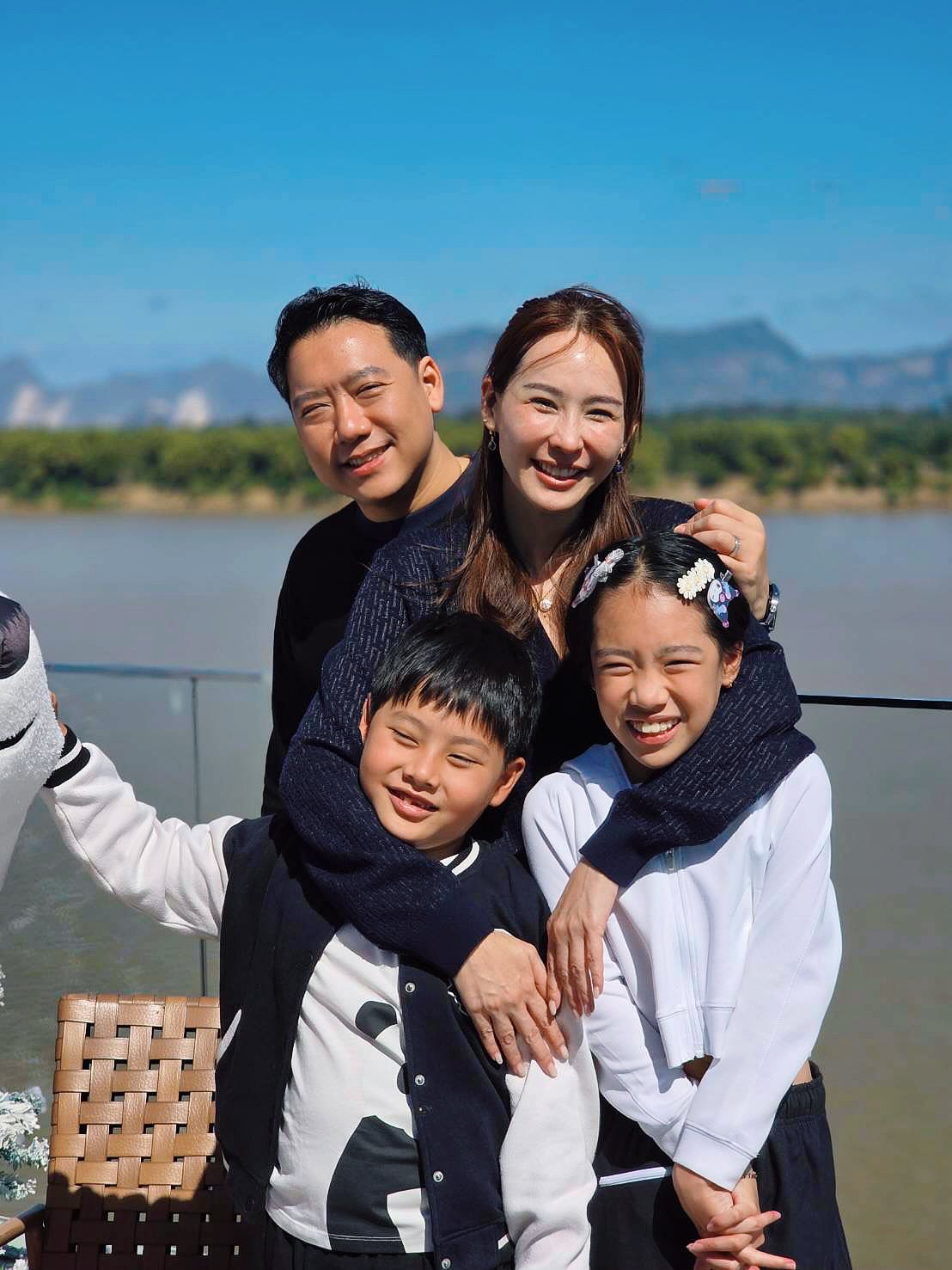 นุ้ย - สุจิรา อรุณพิพัฒน์