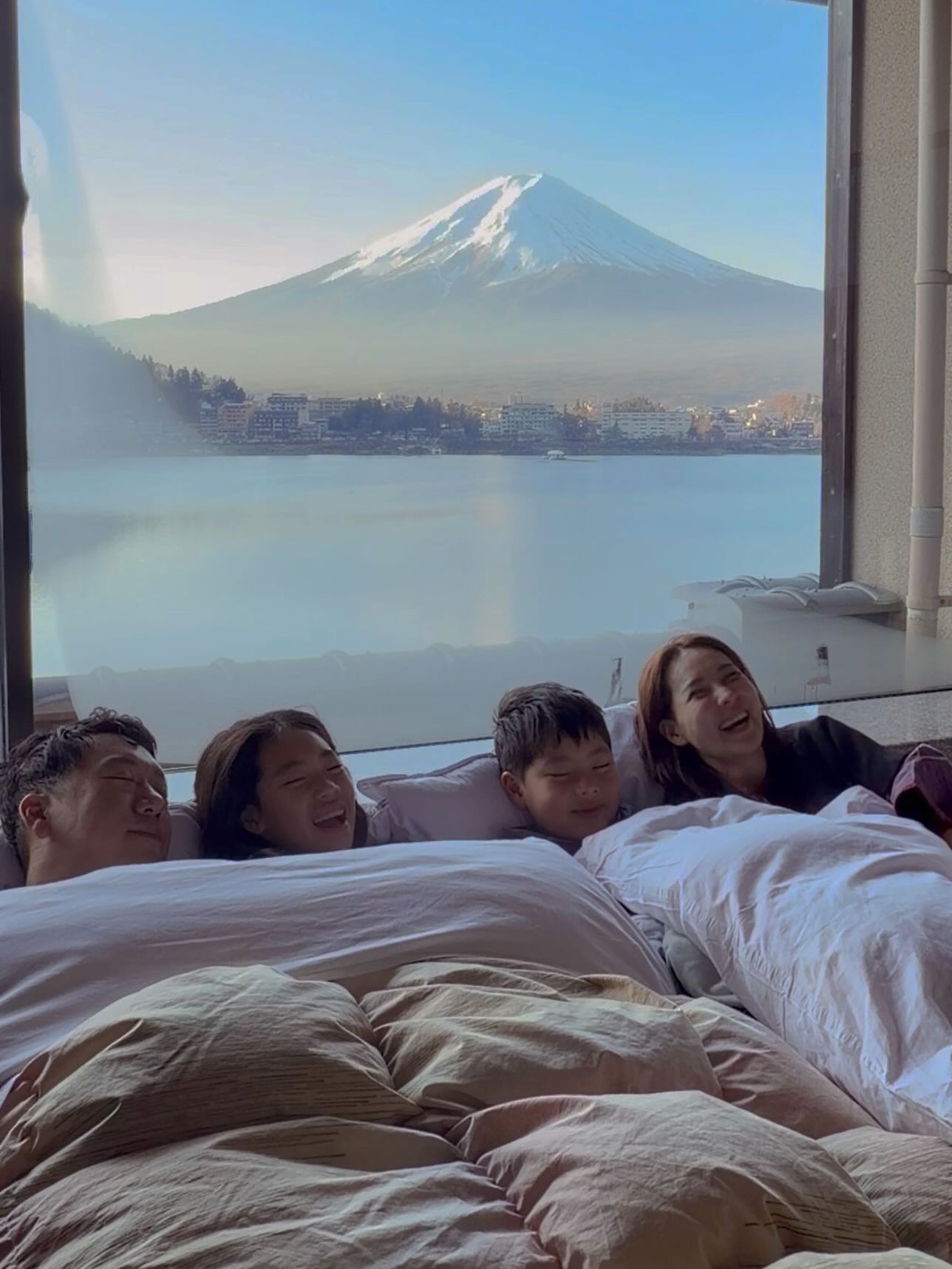 นุ้ย - สุจิรา อรุณพิพัฒน์