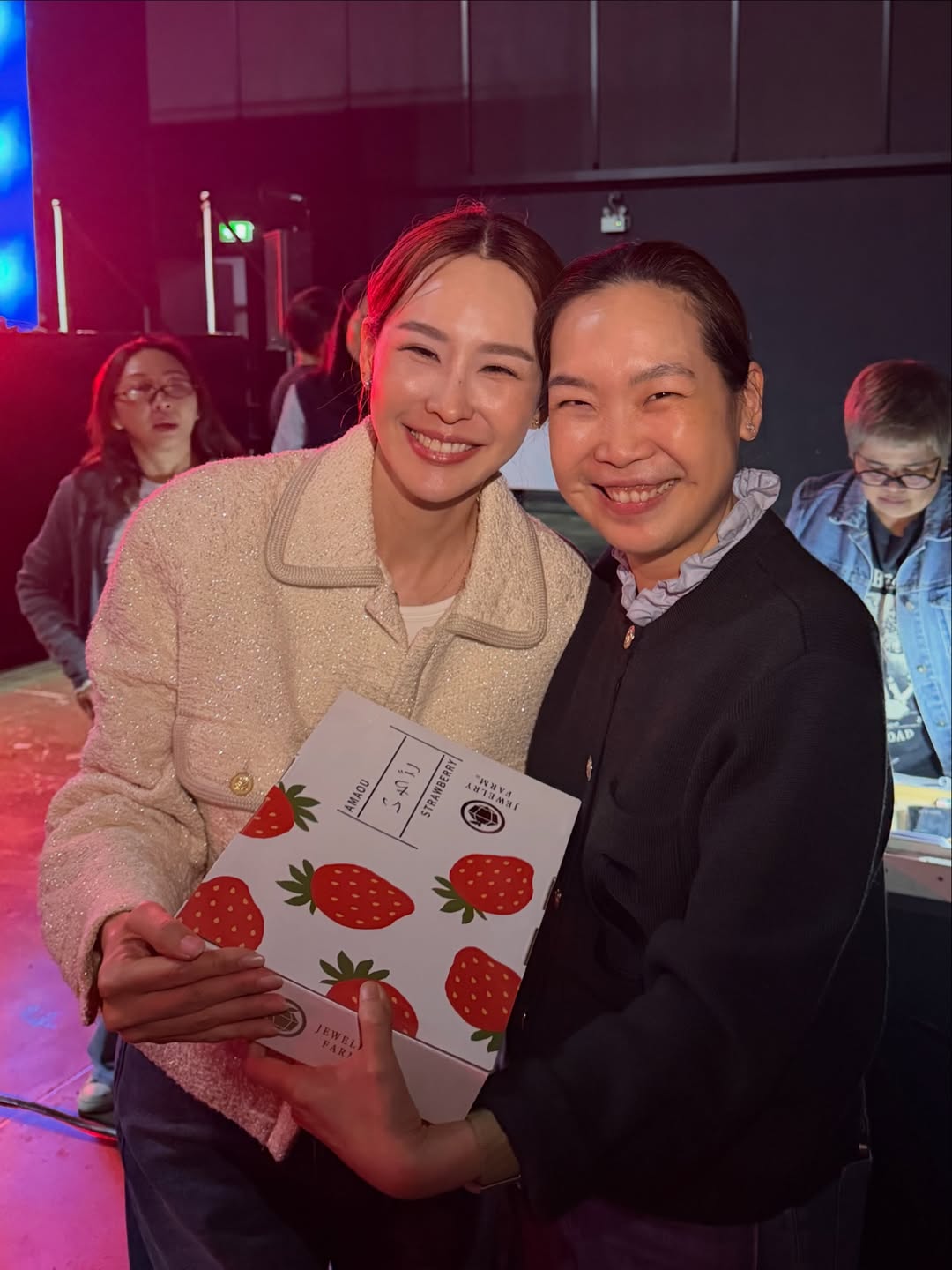 นุ้ย - สุจิรา อรุณพิพัฒน์