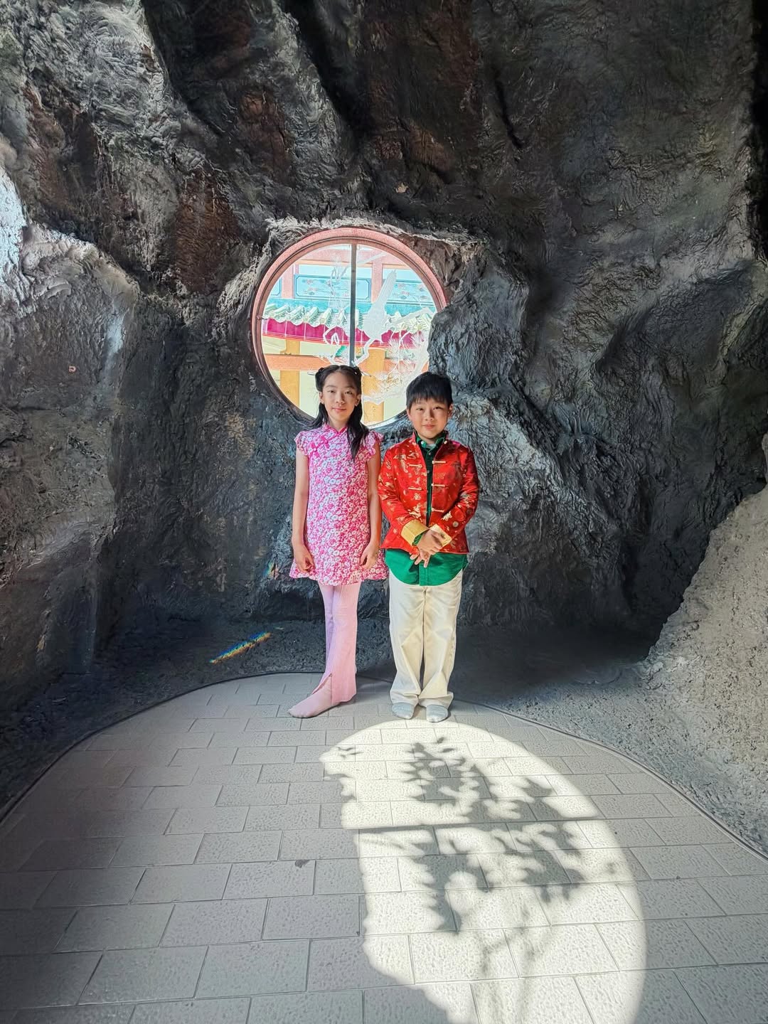 นุ้ย - สุจิรา อรุณพิพัฒน์