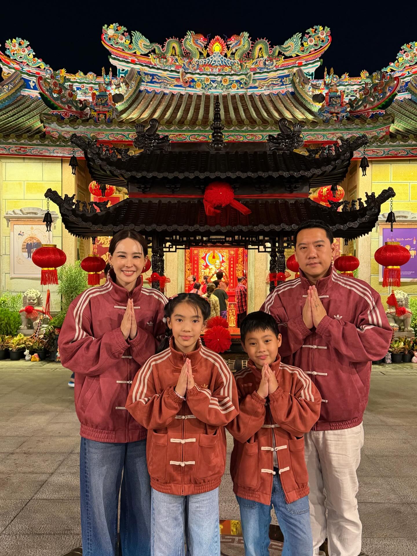 นุ้ย - สุจิรา อรุณพิพัฒน์