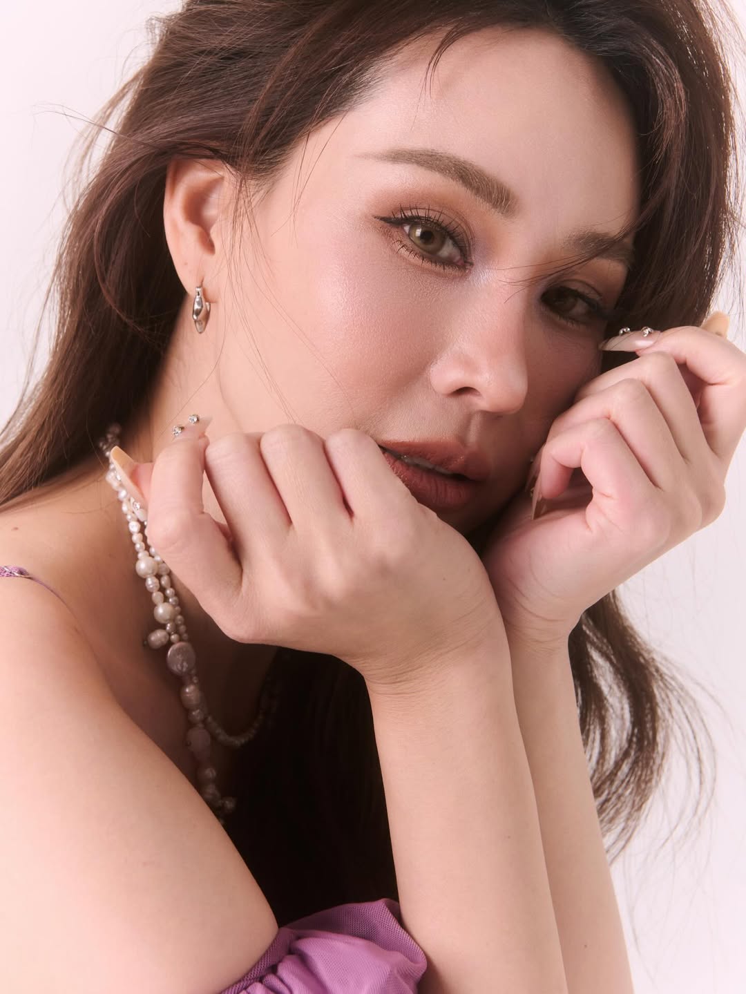 นุ้ย - สุจิรา อรุณพิพัฒน์