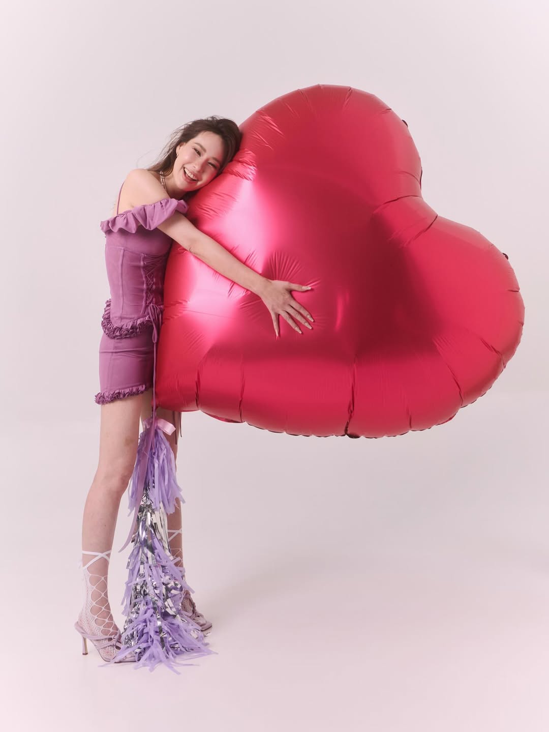 นุ้ย - สุจิรา อรุณพิพัฒน์