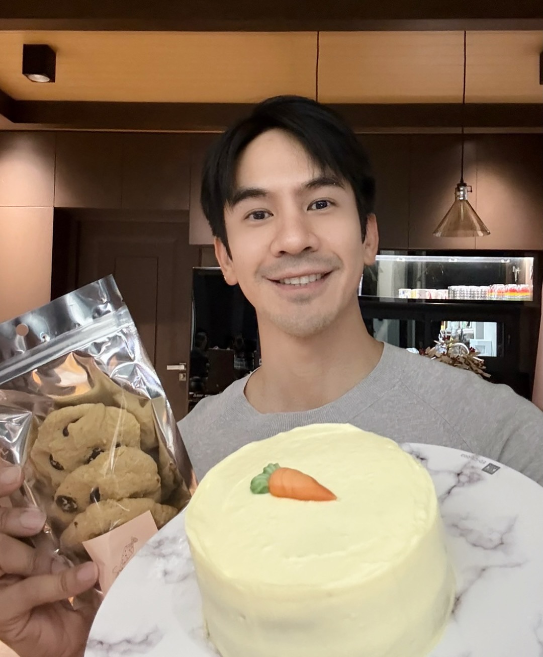 โป๊ป - ธนวรรธน์ วรรธนะภูติ