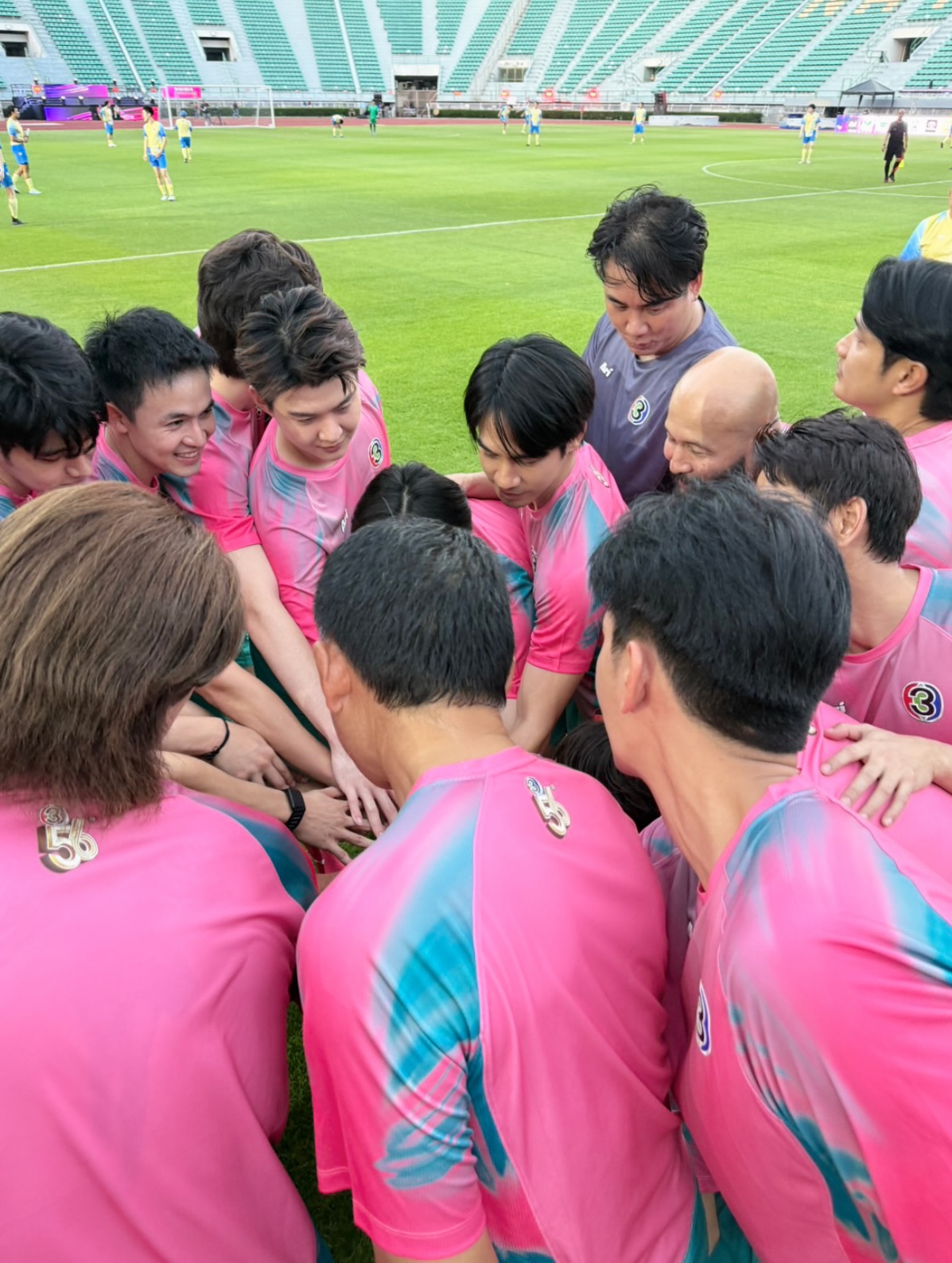 โป๊ป - ธนวรรธน์ วรรธนะภูติ