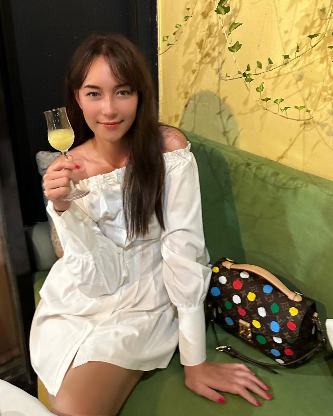 บี - น้ำทิพย์ จงรัชตวิบูลย์