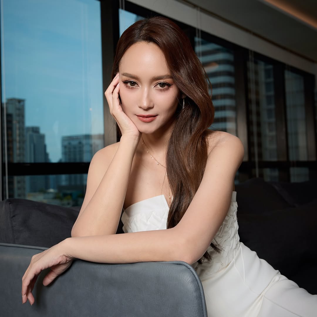 บี - น้ำทิพย์ จงรัชตวิบูลย์
