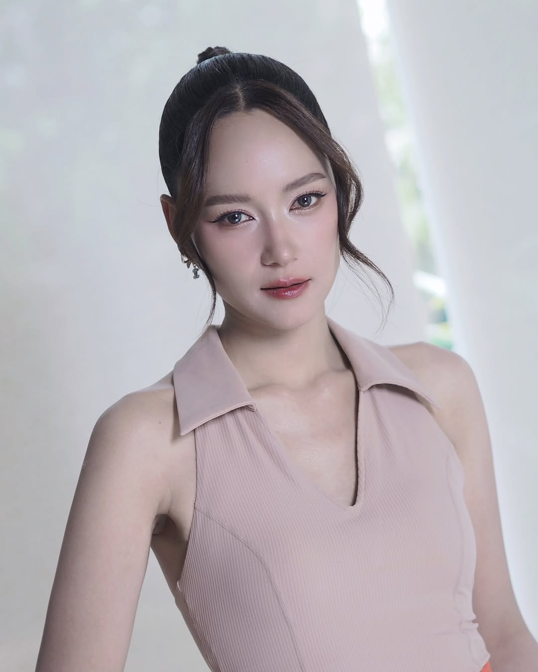 บี - น้ำทิพย์ จงรัชตวิบูลย์