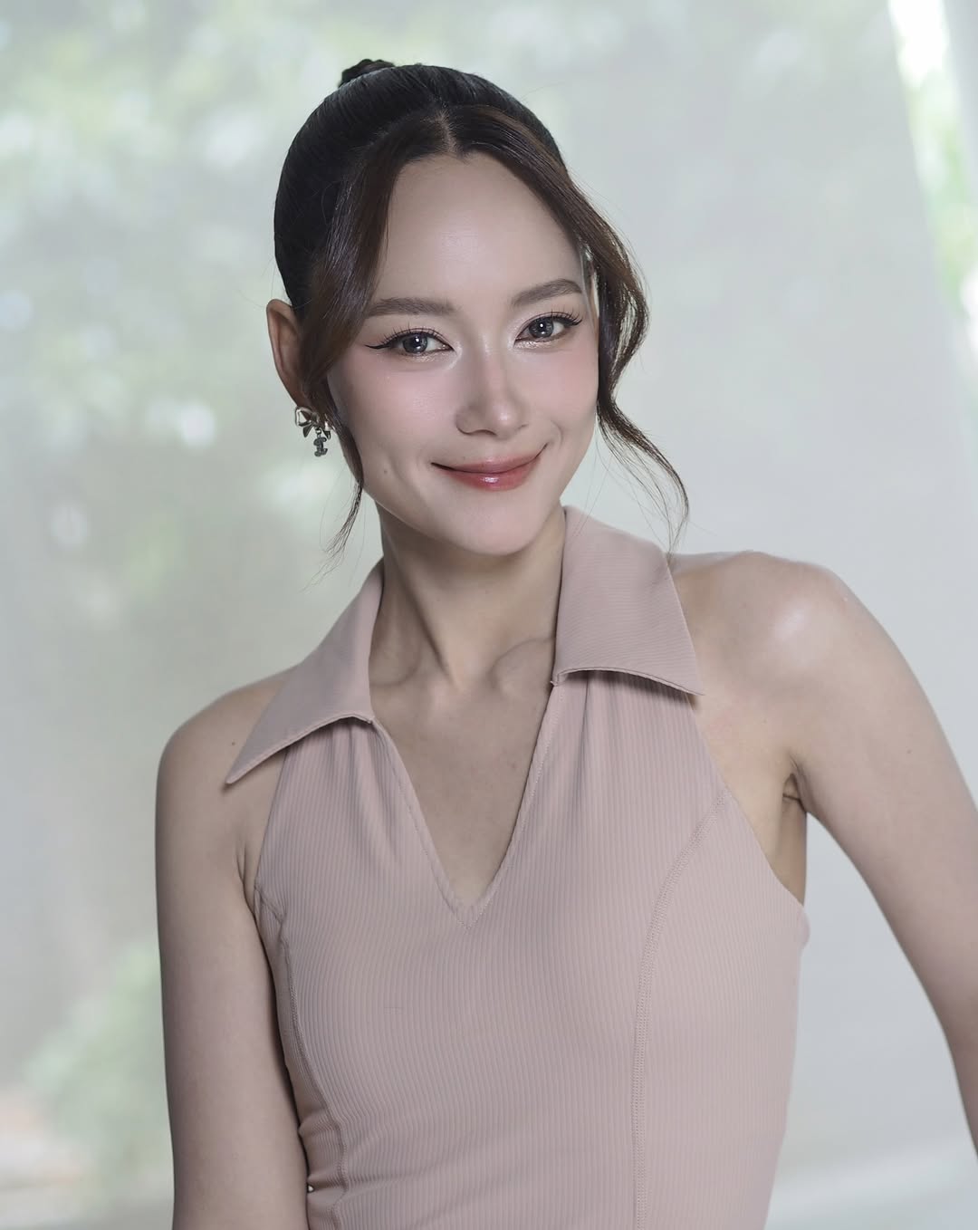 บี - น้ำทิพย์ จงรัชตวิบูลย์
