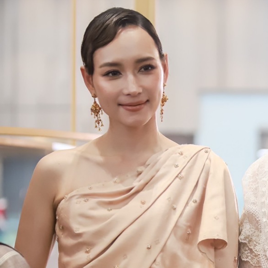 บี - น้ำทิพย์ จงรัชตวิบูลย์