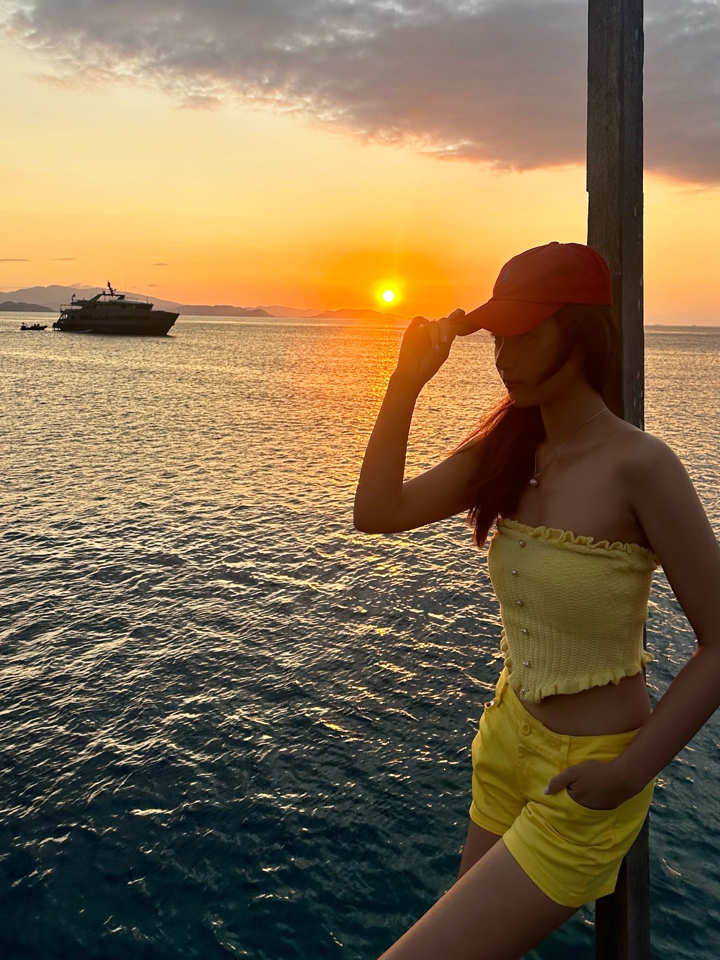 บี - น้ำทิพย์ จงรัชตวิบูลย์