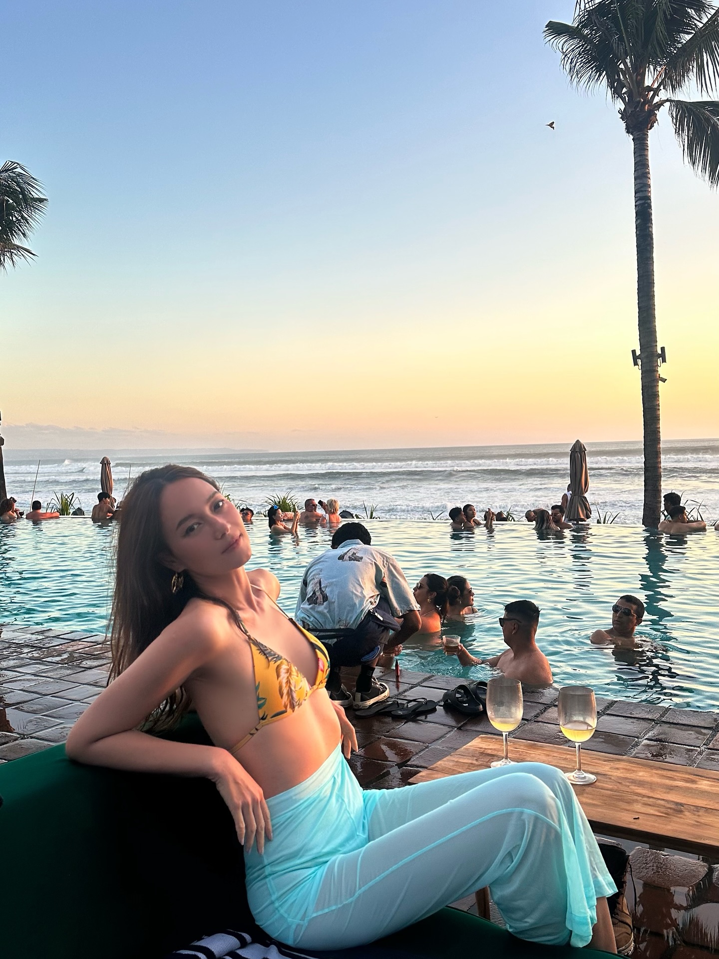 บี - น้ำทิพย์ จงรัชตวิบูลย์