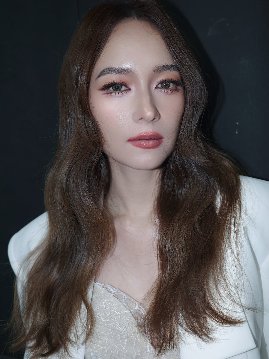 บี - น้ำทิพย์ จงรัชตวิบูลย์
