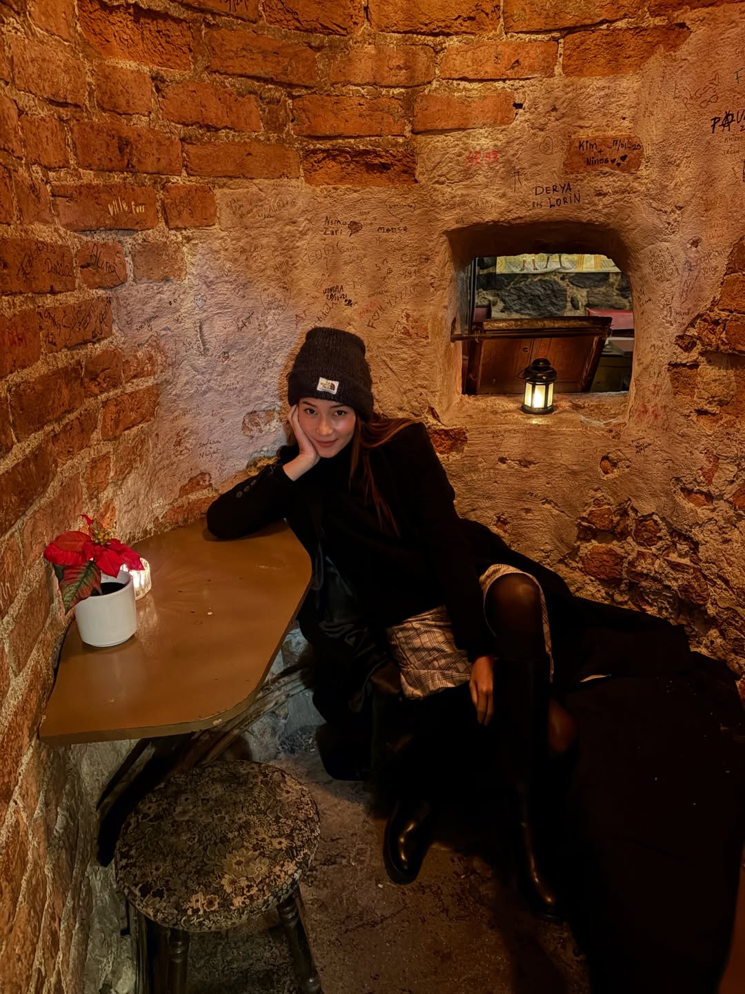 บี - น้ำทิพย์ จงรัชตวิบูลย์