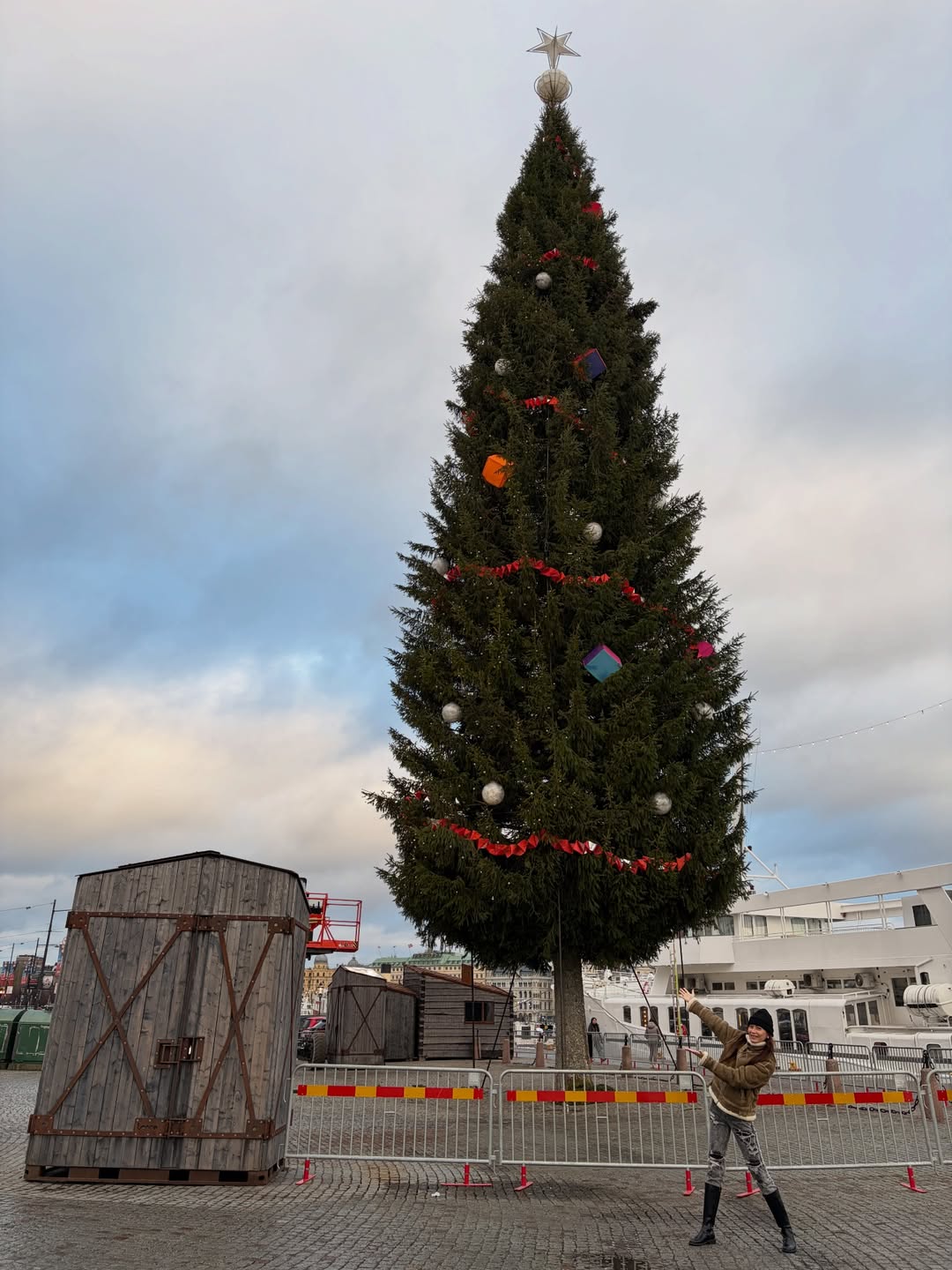 บี - น้ำทิพย์ จงรัชตวิบูลย์