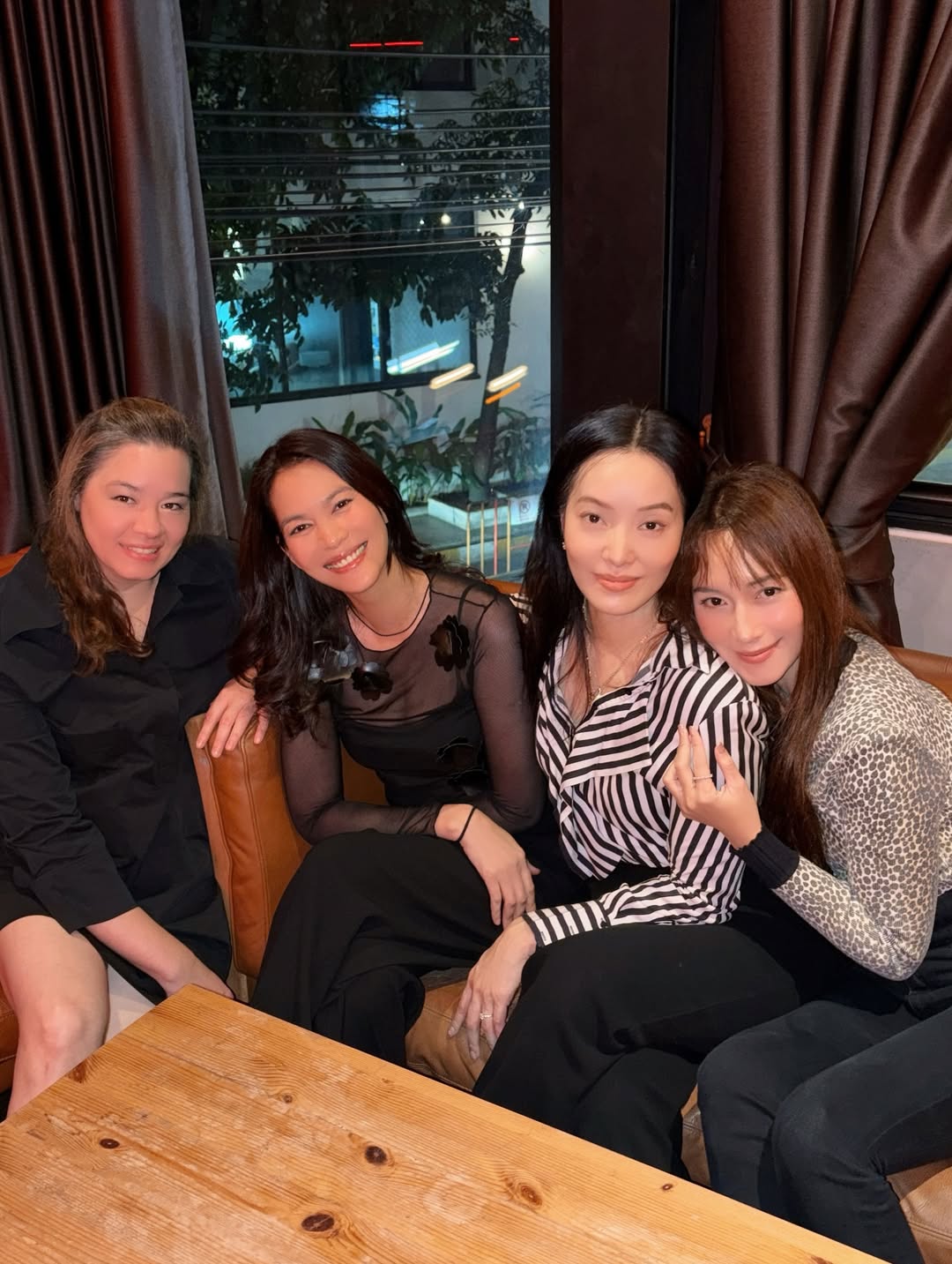 บี - น้ำทิพย์ จงรัชตวิบูลย์