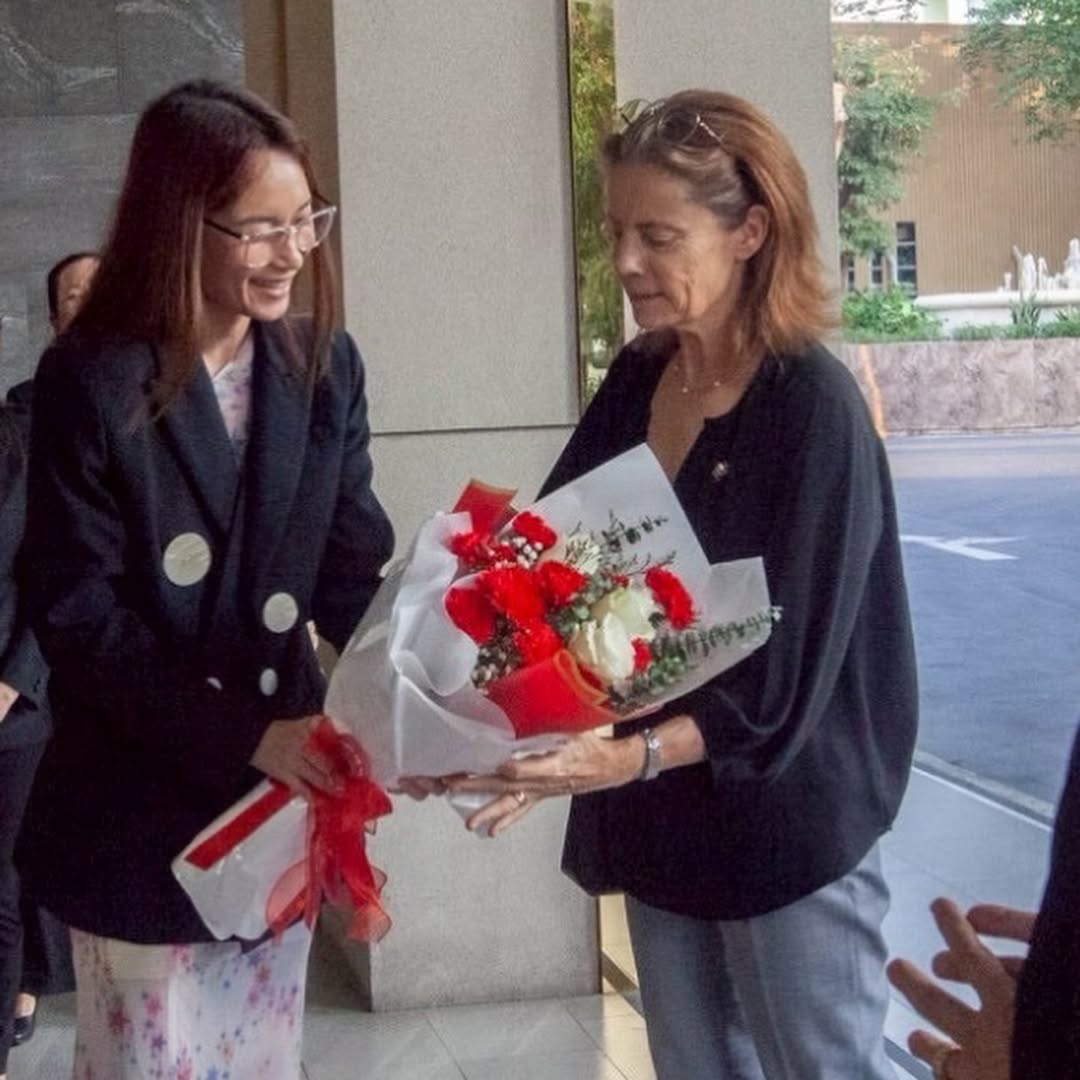 บี - น้ำทิพย์ จงรัชตวิบูลย์