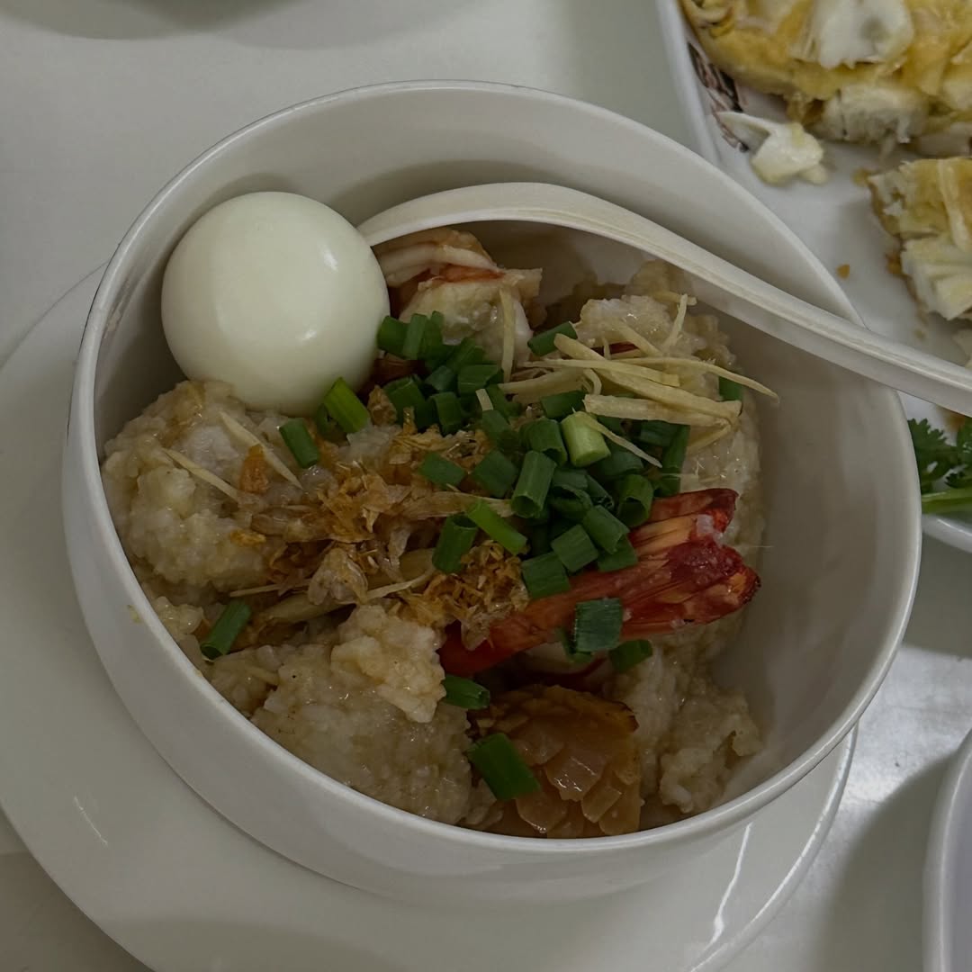 บี - น้ำทิพย์ จงรัชตวิบูลย์