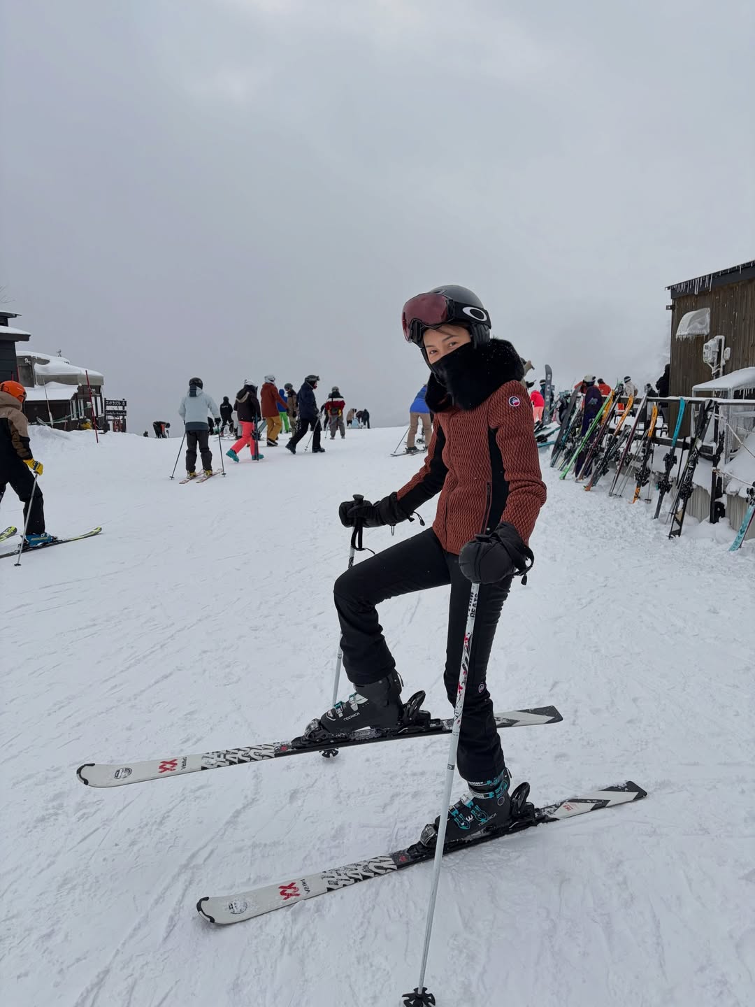 บี - น้ำทิพย์ จงรัชตวิบูลย์