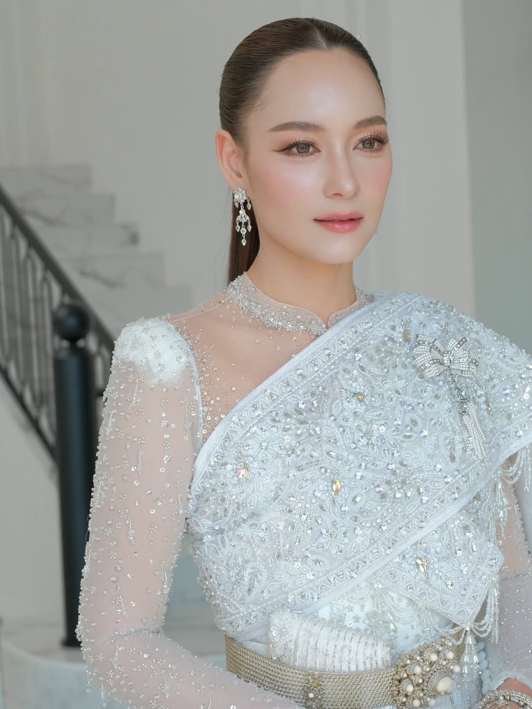 บี - น้ำทิพย์ จงรัชตวิบูลย์