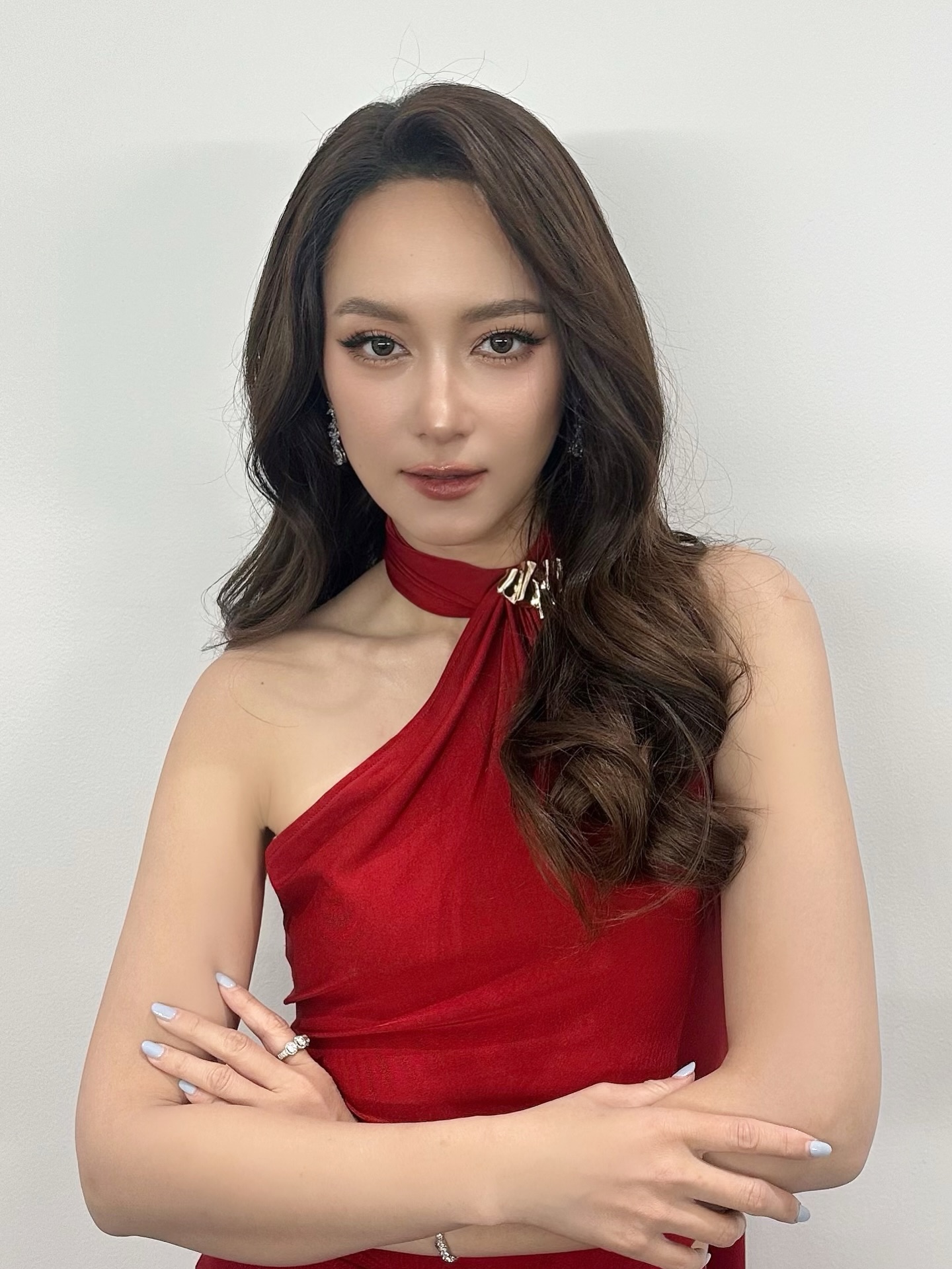 บี - น้ำทิพย์ จงรัชตวิบูลย์