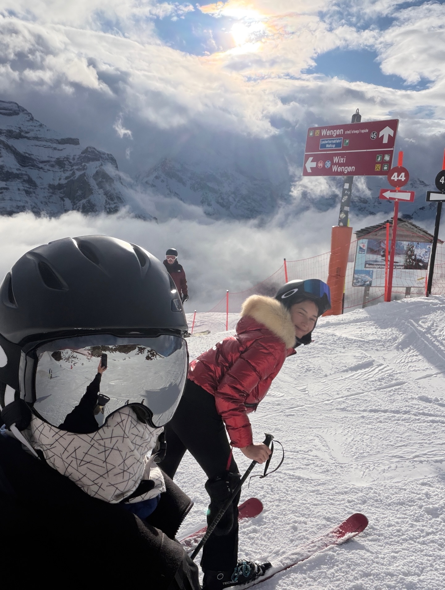 บี - น้ำทิพย์ จงรัชตวิบูลย์