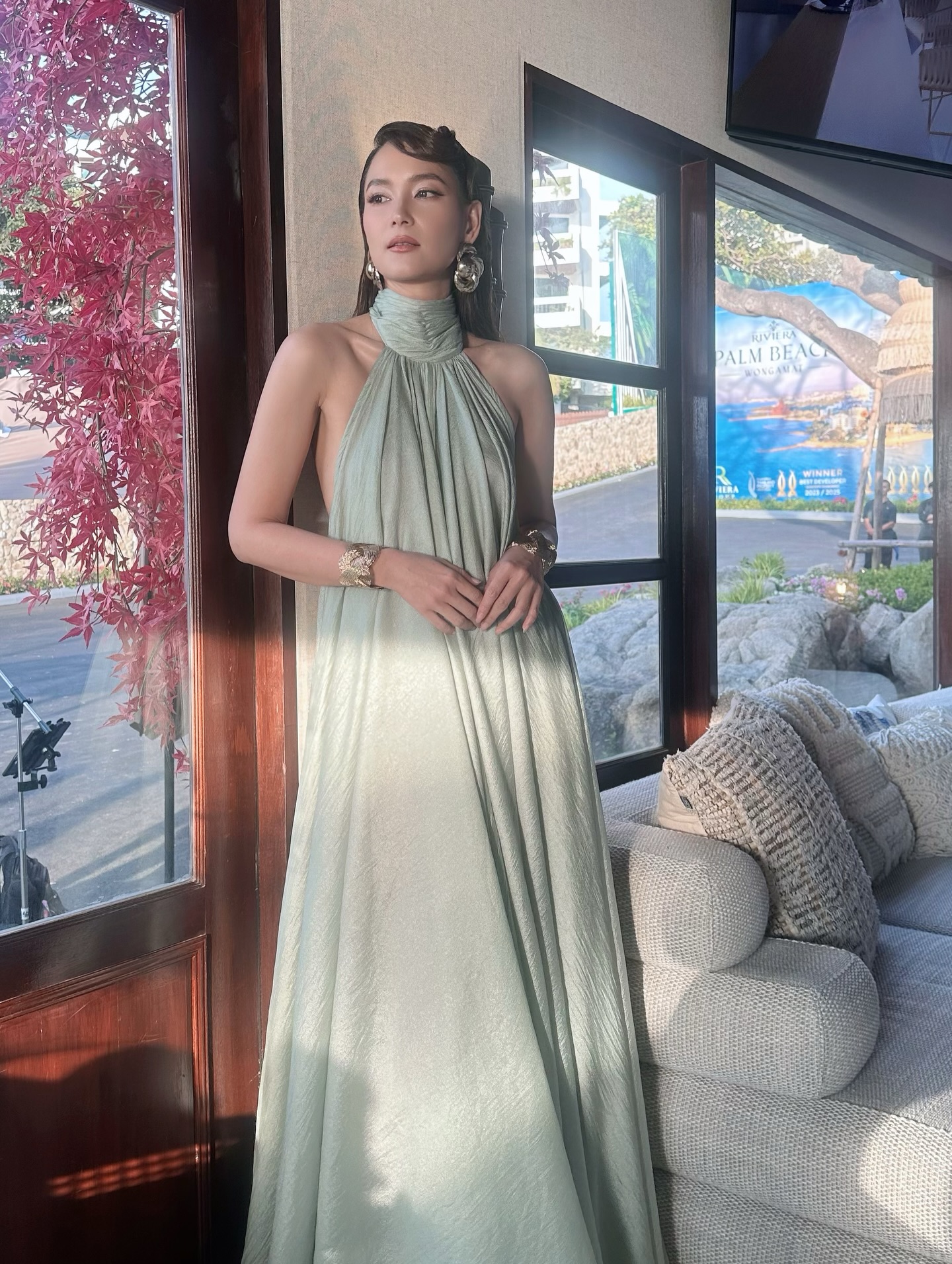 บี - น้ำทิพย์ จงรัชตวิบูลย์