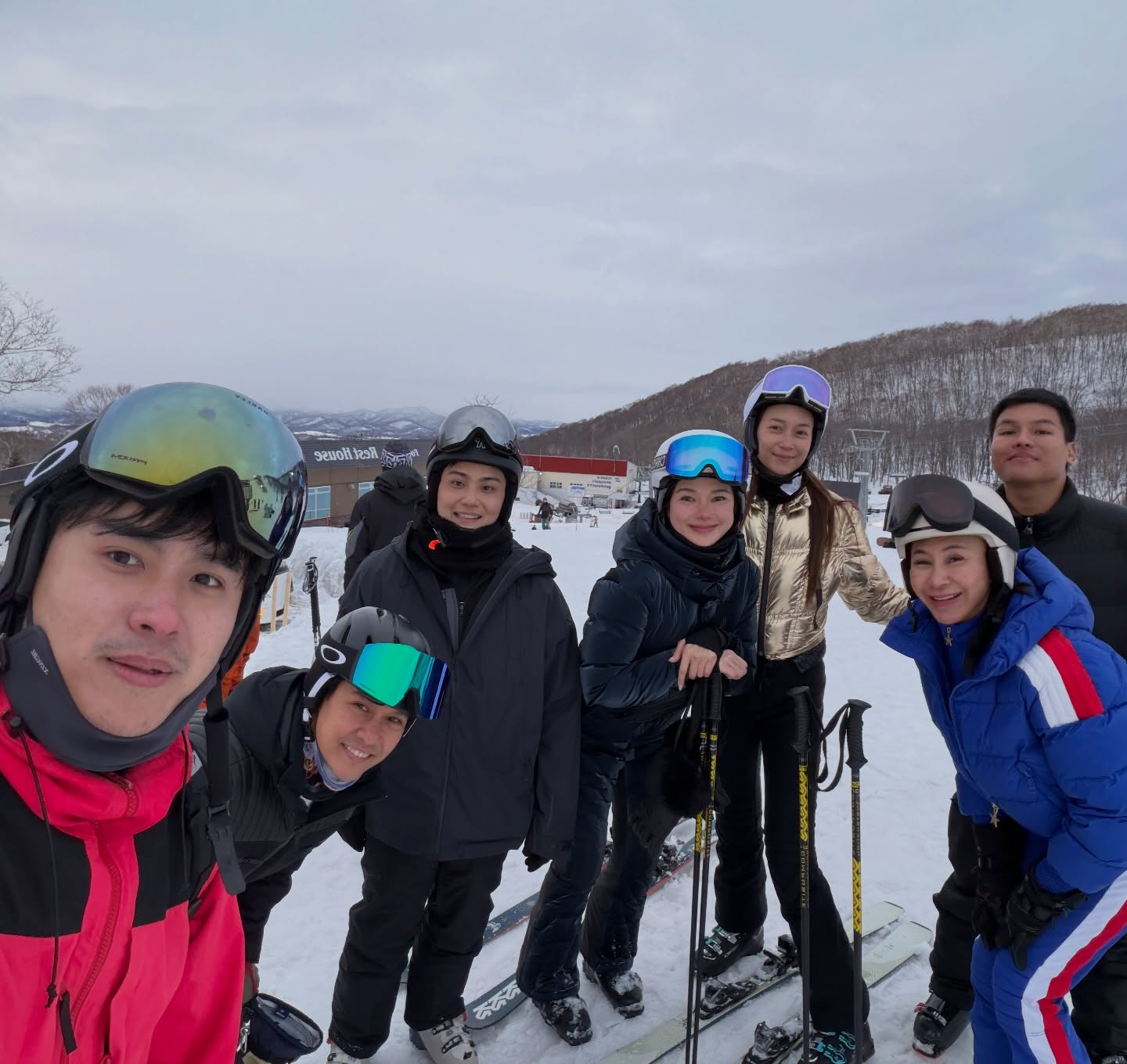 บี - น้ำทิพย์ จงรัชตวิบูลย์