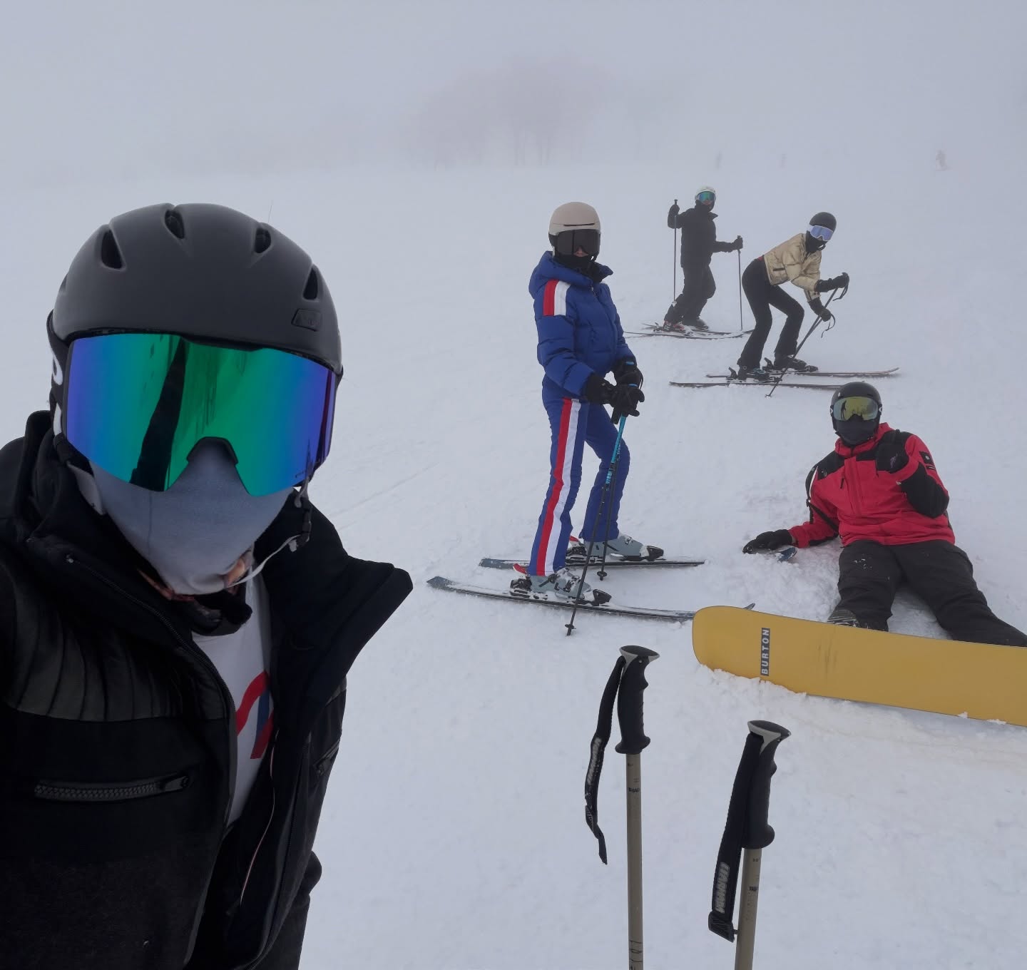 บี - น้ำทิพย์ จงรัชตวิบูลย์