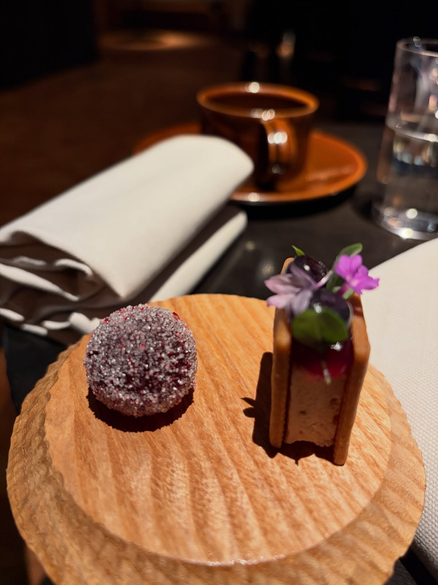 บี - น้ำทิพย์ จงรัชตวิบูลย์