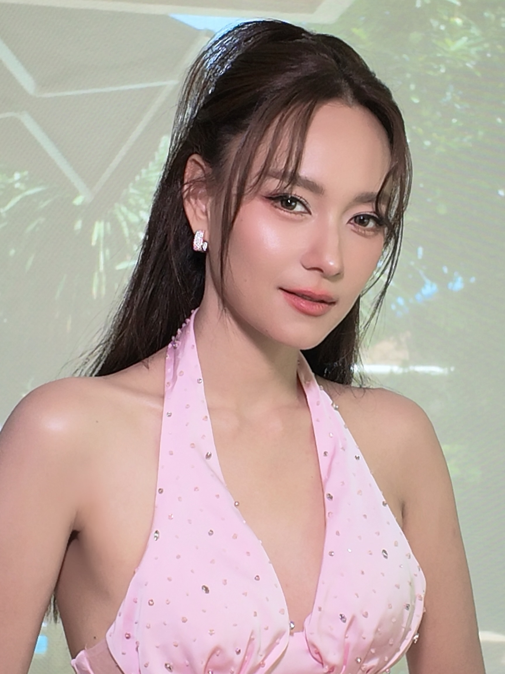 บี - น้ำทิพย์ จงรัชตวิบูลย์